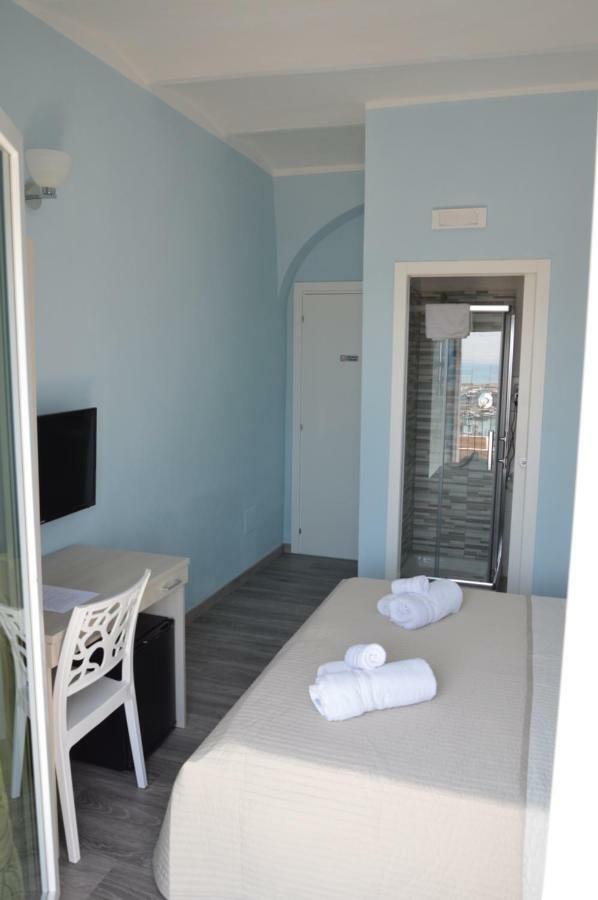 La Gemma Nel Borgo B&B Термолі Екстер'єр фото